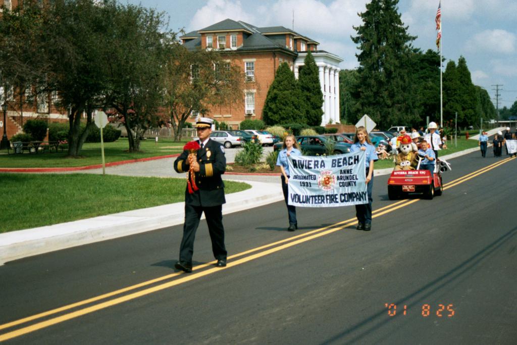 2001 Chief Kenneth Hide leading the Riviera Beach Volunteer Fire Company