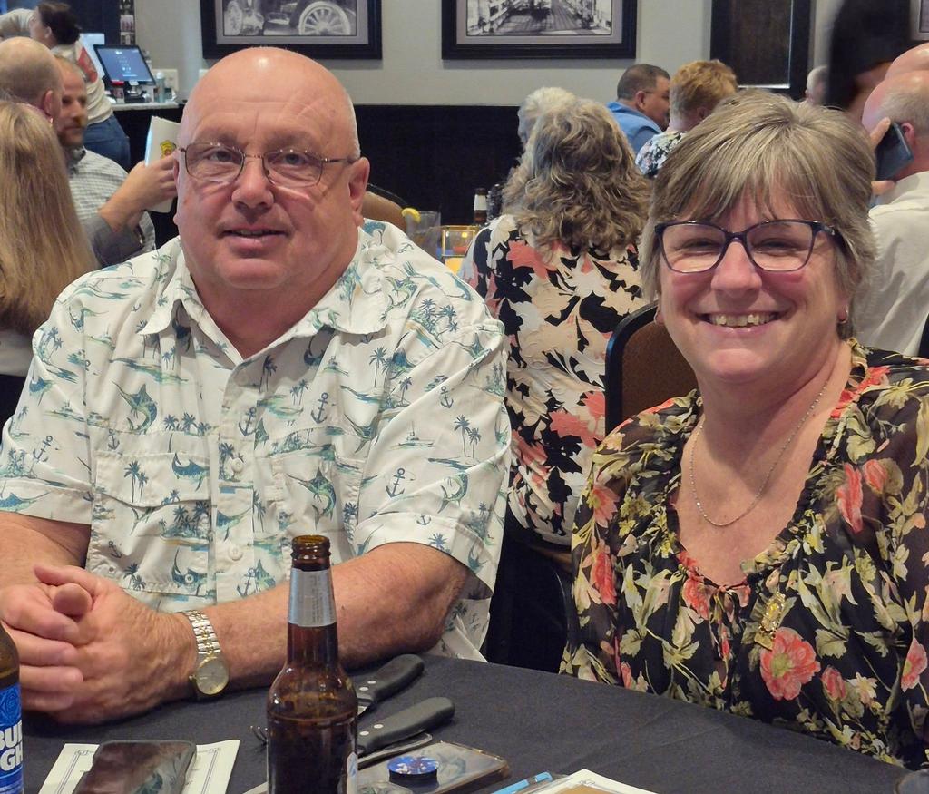 Past President's Dinner
Melvin and Helen Thomas